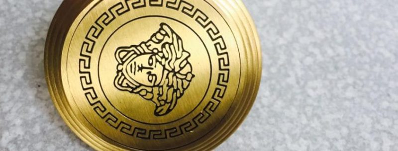 bán mặt thắt lưng bằng đồng, Bán mặt thắt lưng bằng đồng có mắc không? Cách phối đồ như thế nào?
