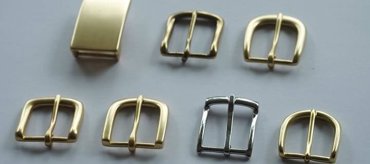 bán mặt thắt lưng bằng đồng, Bán mặt thắt lưng bằng đồng có mắc không? Cách phối đồ như thế nào?