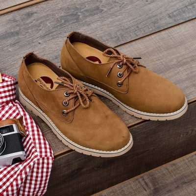 Giày Bucks – đôi giày quyền năng mợi quý ông nên sở hữu