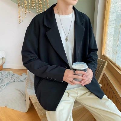 Áo Blazer là gì? Tất tần tật từ A-Z về áo khoác blazer bạn cần biết